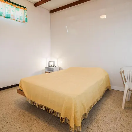 1 Bedroom Amazing In Holiday home Calcatoggio (Corsica)
